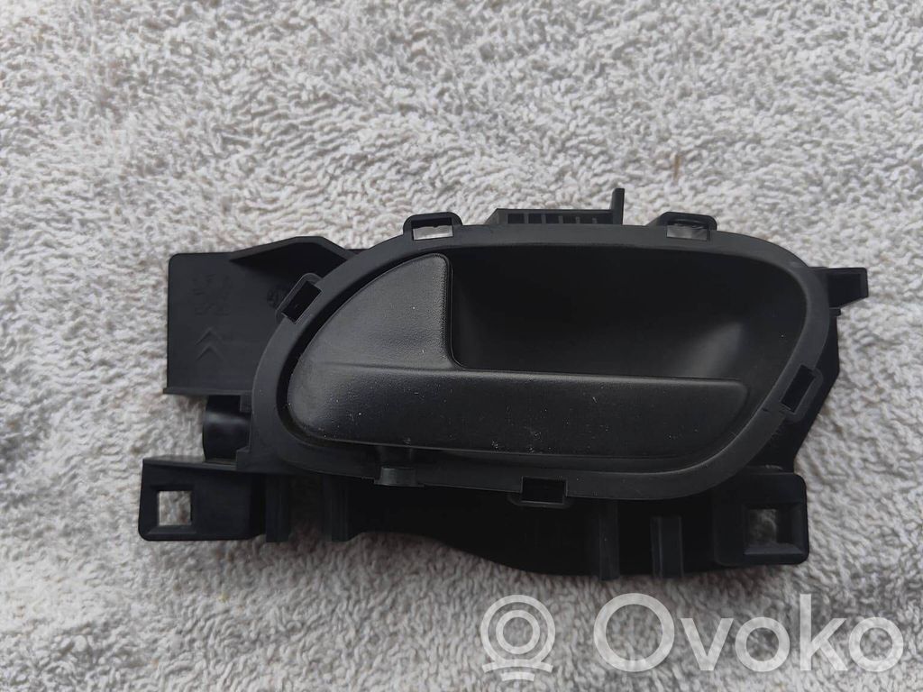 Peugeot Partner Front door interior handle 