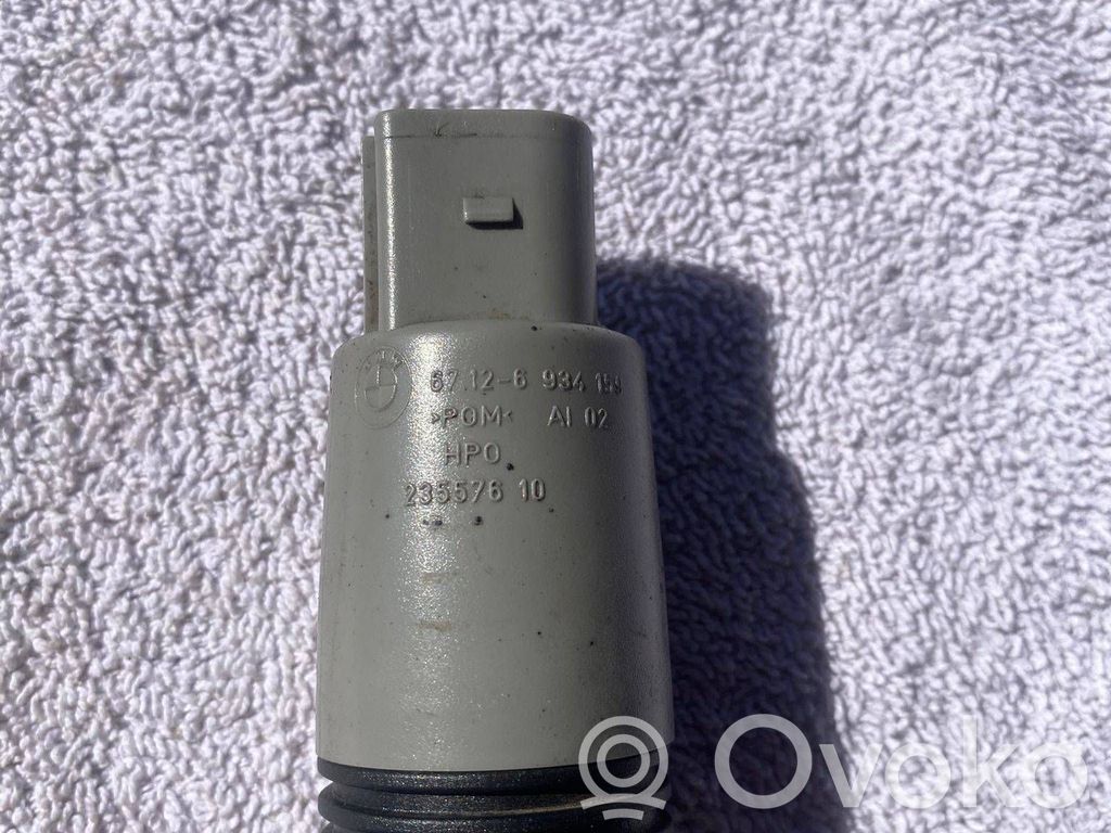 BMW 5 E60 E61 Windscreen/windshield washer pump 