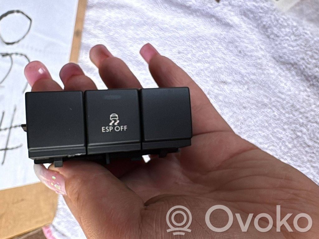 Citroen C3 Traction control (ASR) switch 