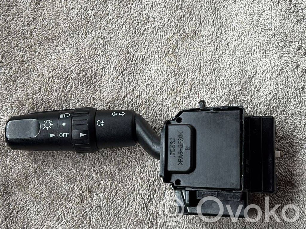 Mazda 3 I Light switch 