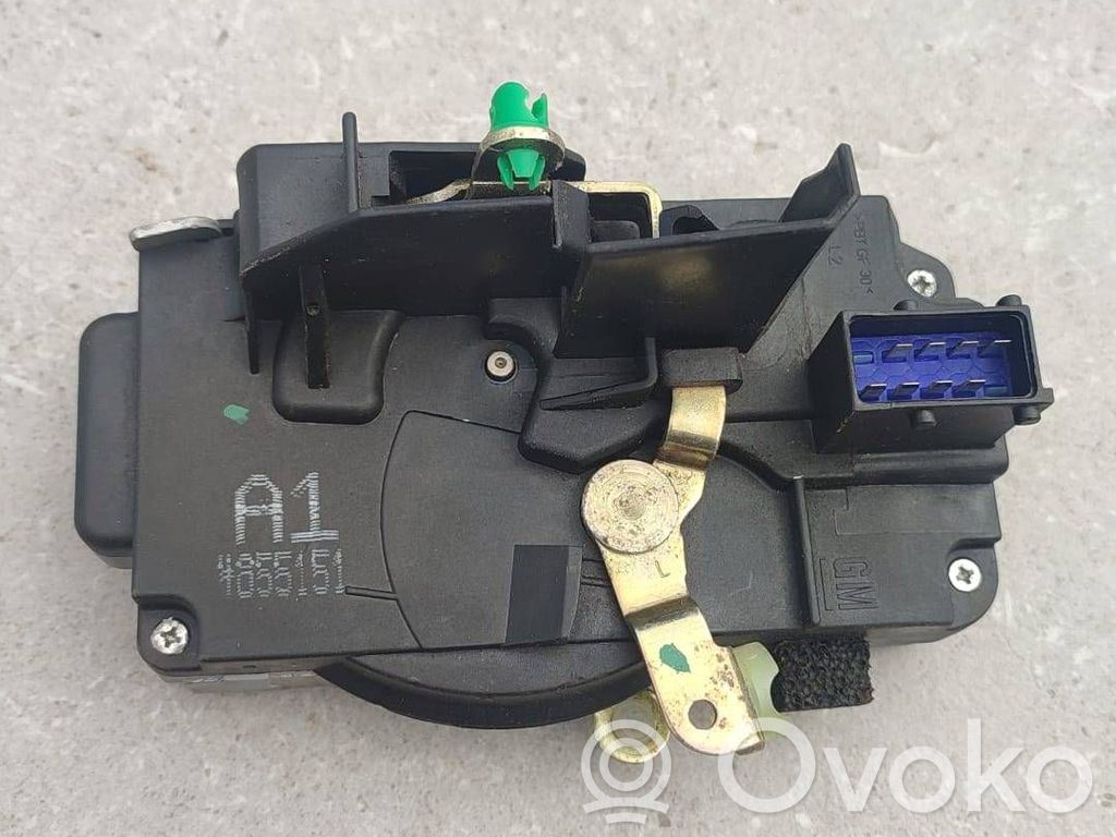 Saab 9-5 Front door lock 