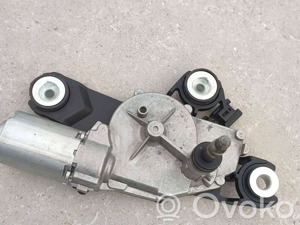 Mazda 3 I Rear window wiper motor 