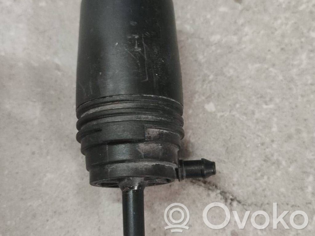 Windscreen/windshield washer pump   23557610