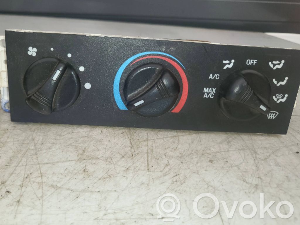 Ford Explorer Air conditioning (A/C) air dryer 