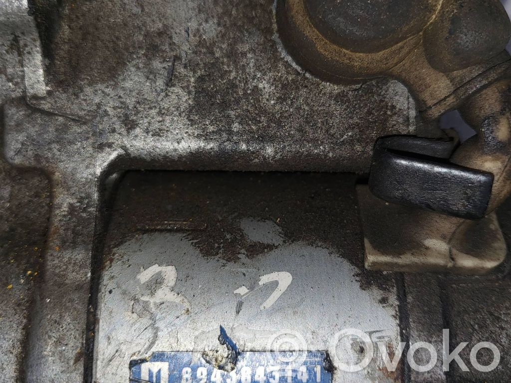 Opel Monterey Starteris 