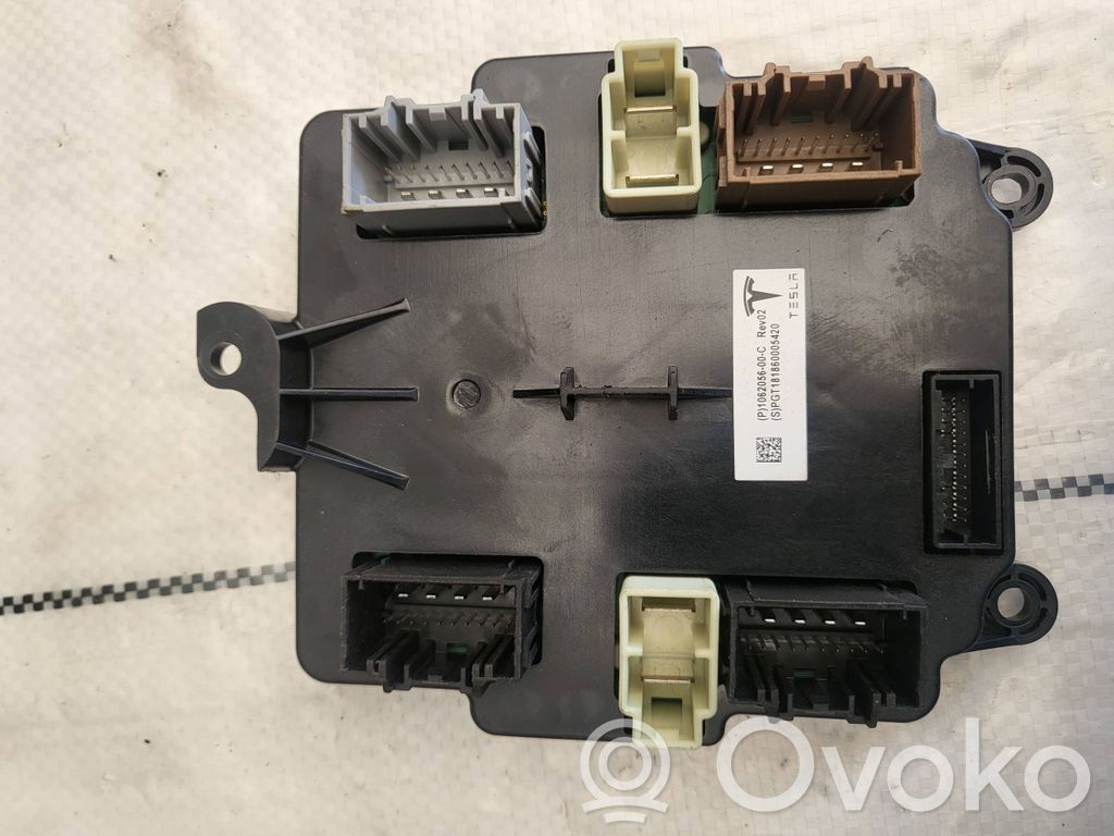 Door control unit/module   106205600C