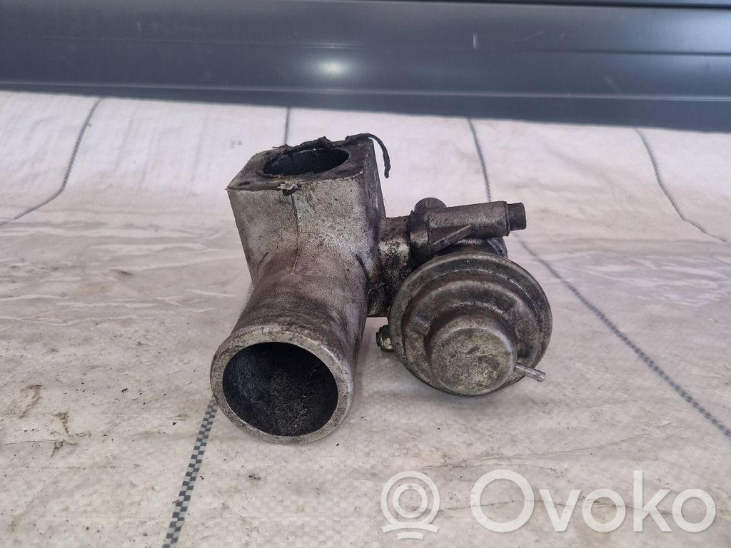Jeep Cherokee XJ Válvula EGR 