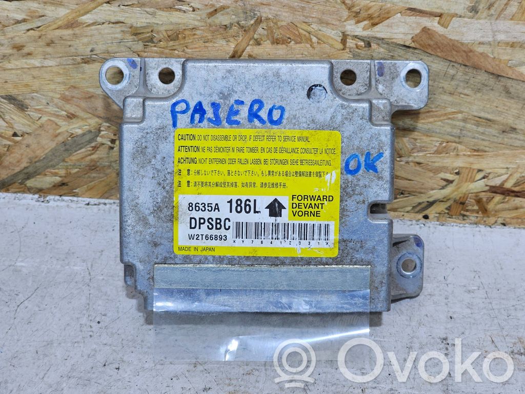 Mitsubishi Pajero Centralina/modulo airbag 