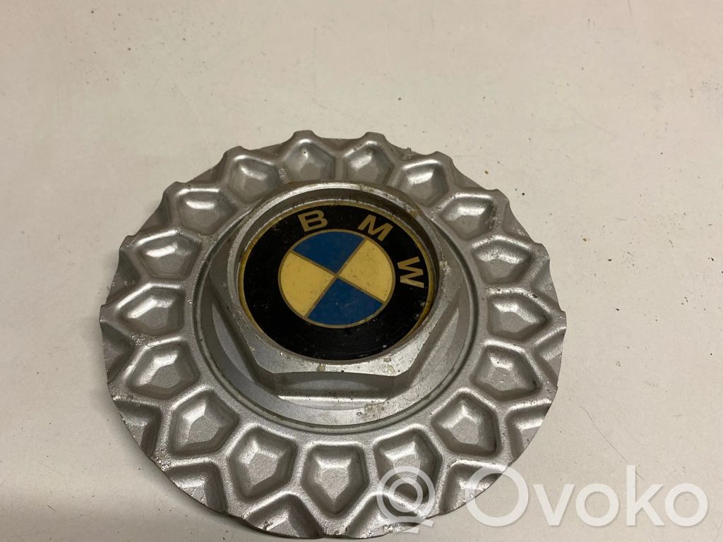 BMW 5 E34 Alkuperäinen pölykapseli 