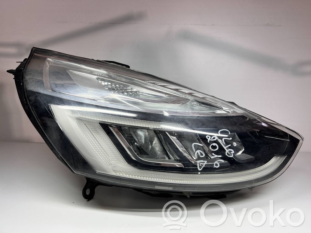 Renault Clio IV Scheinwerfer 