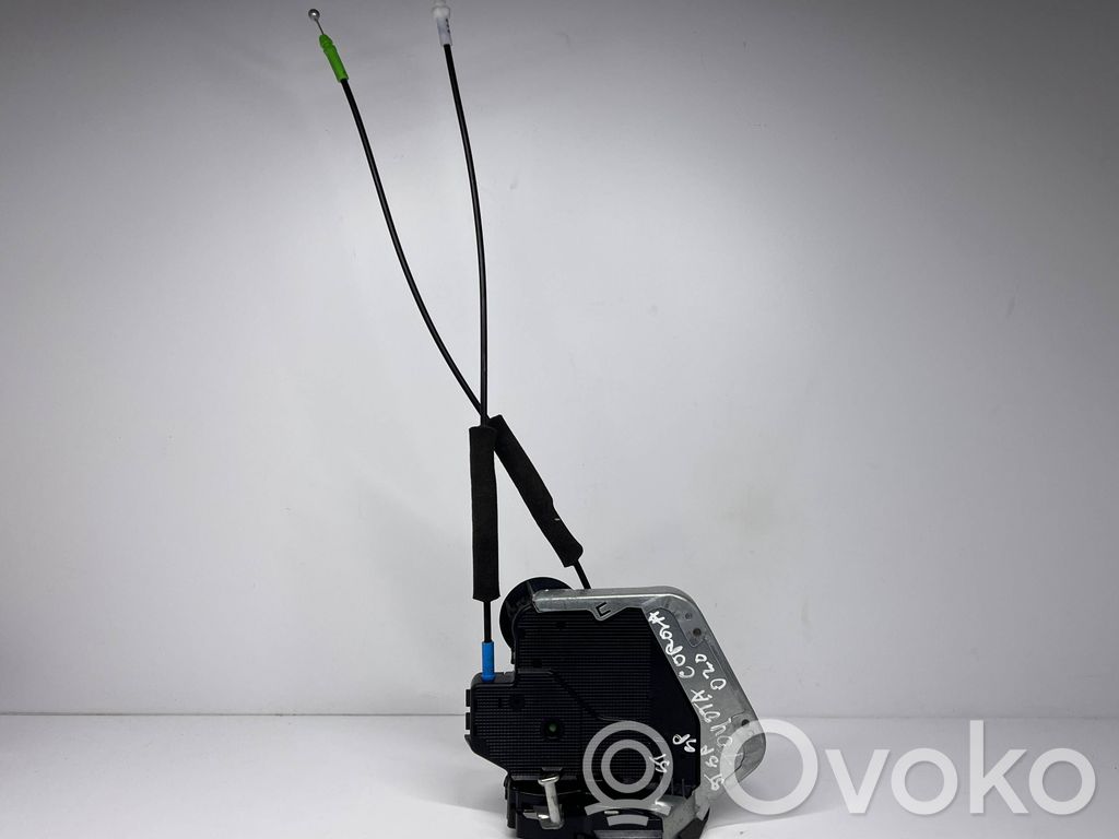 Front door lock   A046693