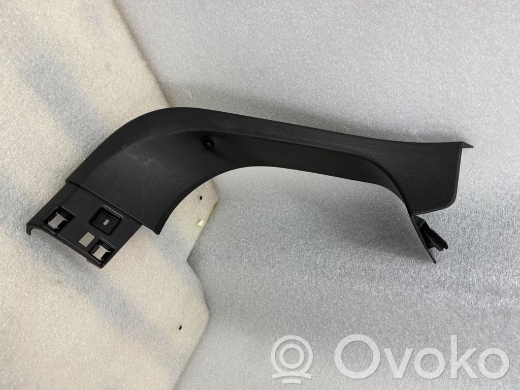 Peugeot 2008 II Tailgate trim 