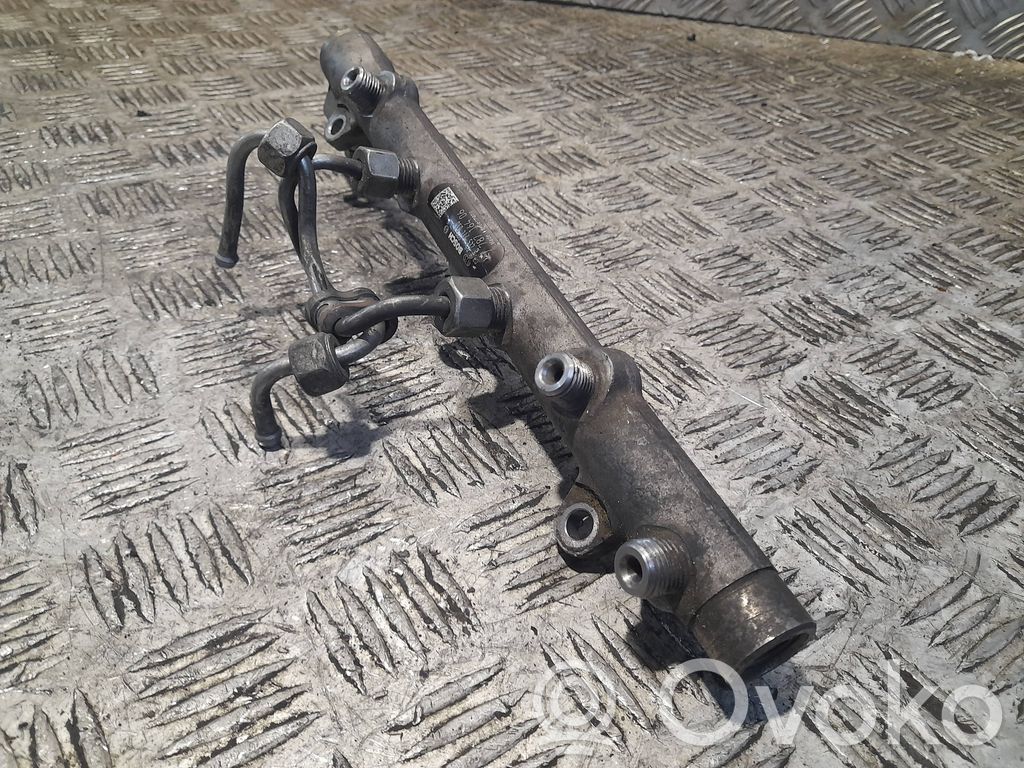 BMW 3 E90 E91 Fuel main line pipe 