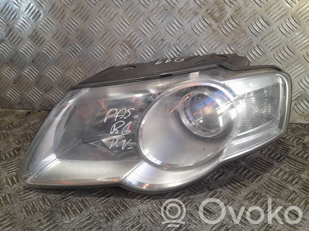Volkswagen PASSAT B6 Lampa przednia 