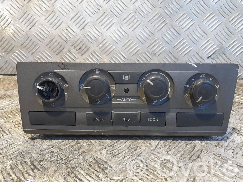 Audi A6 S6 C6 4F Climate control unit 