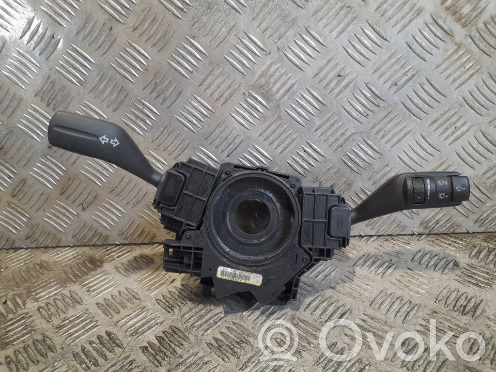 Ford Focus Wiper turn signal indicator stalk/switch 