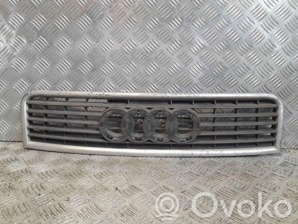 Audi A4 S4 B6 8E 8H Etusäleikkö 