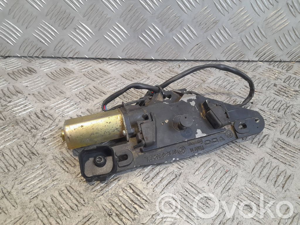 BMW 5 E39 Tailgate/trunk/boot lift motor 