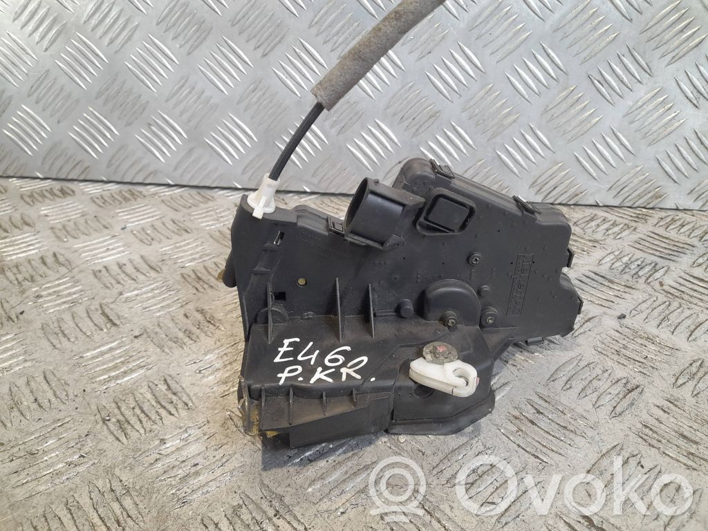 BMW 3 E46 Front door lock 