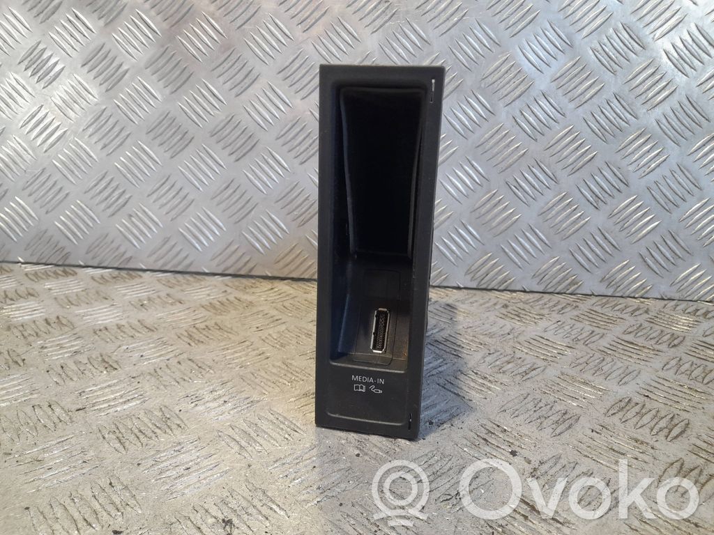 Volkswagen Golf VI USB interface control unit module 