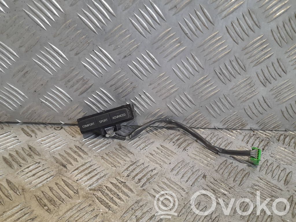 Volvo V70 A set of switches 