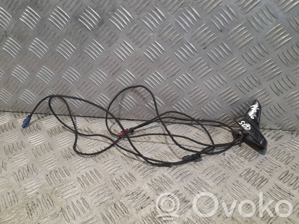 Audi A6 S6 C6 4F GPS-pystyantenni 