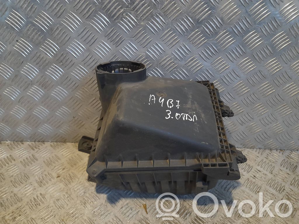 Audi A4 S4 B7 8E 8H Air filter box 