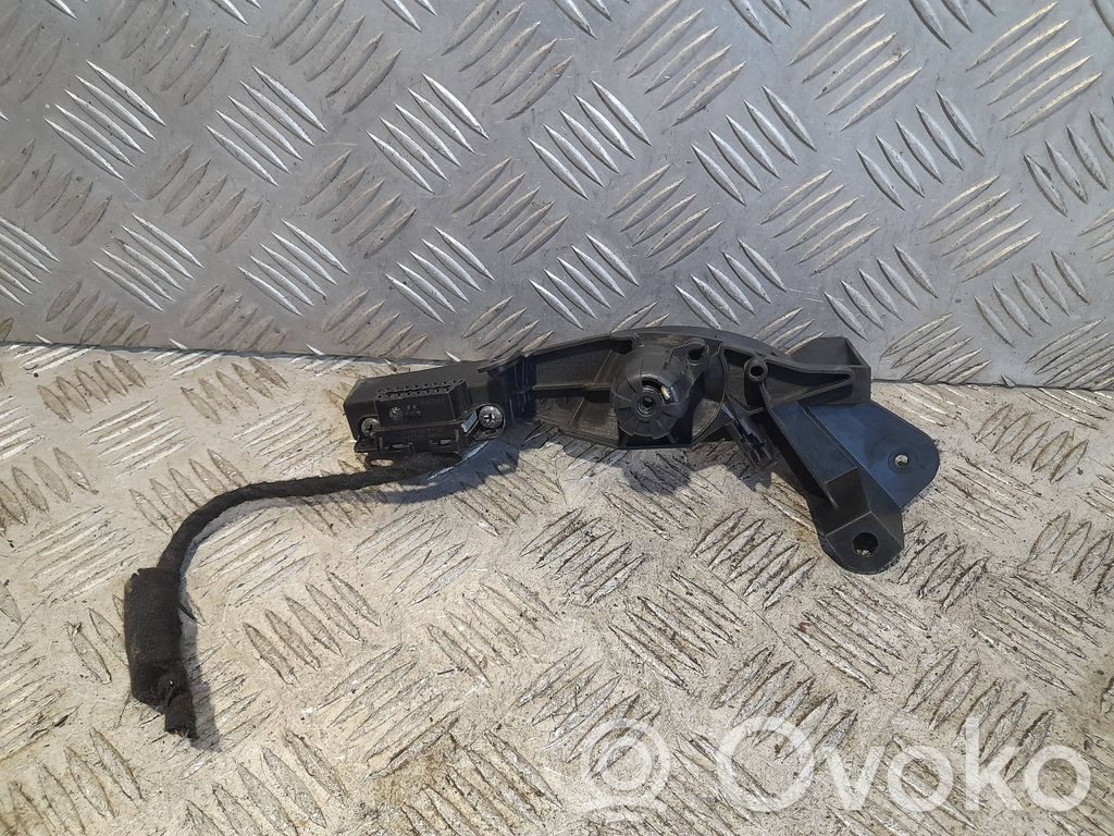 BMW X5 E70 Engine bonnet (hood) release handle 