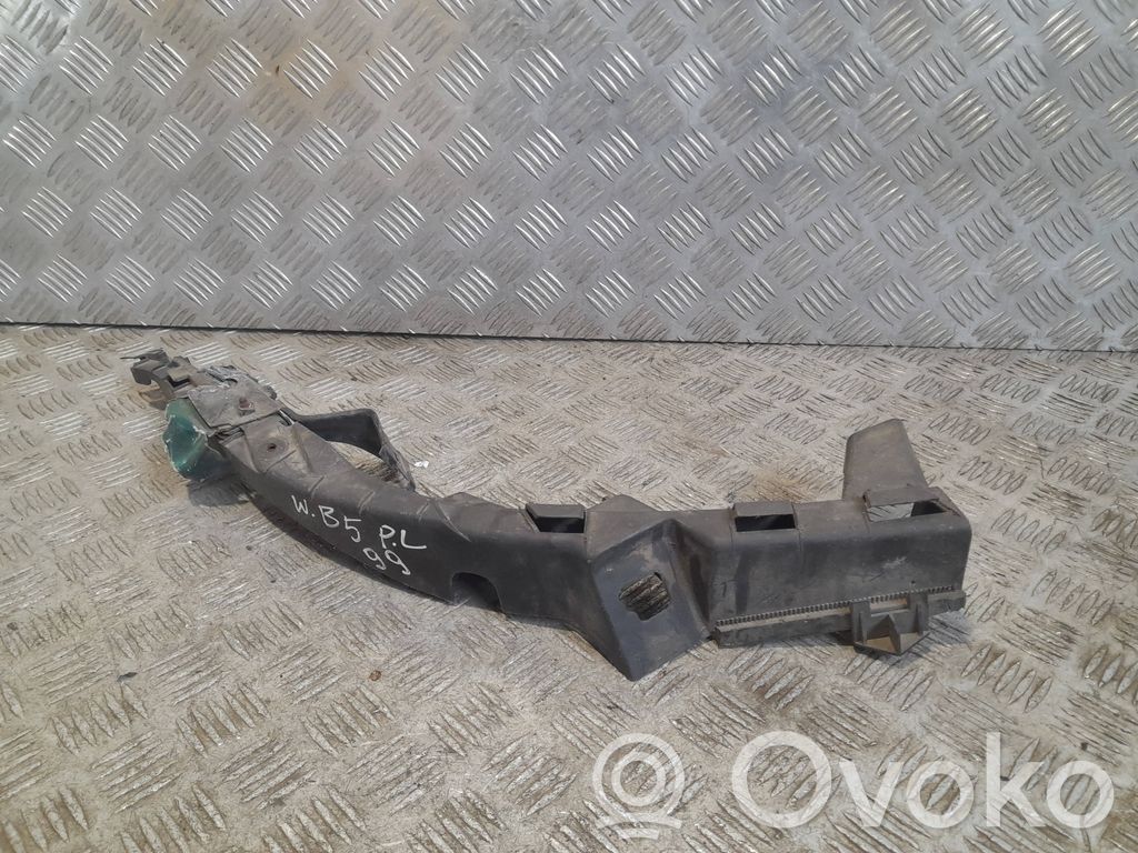 Volkswagen PASSAT B5 Front bumper mounting bracket 
