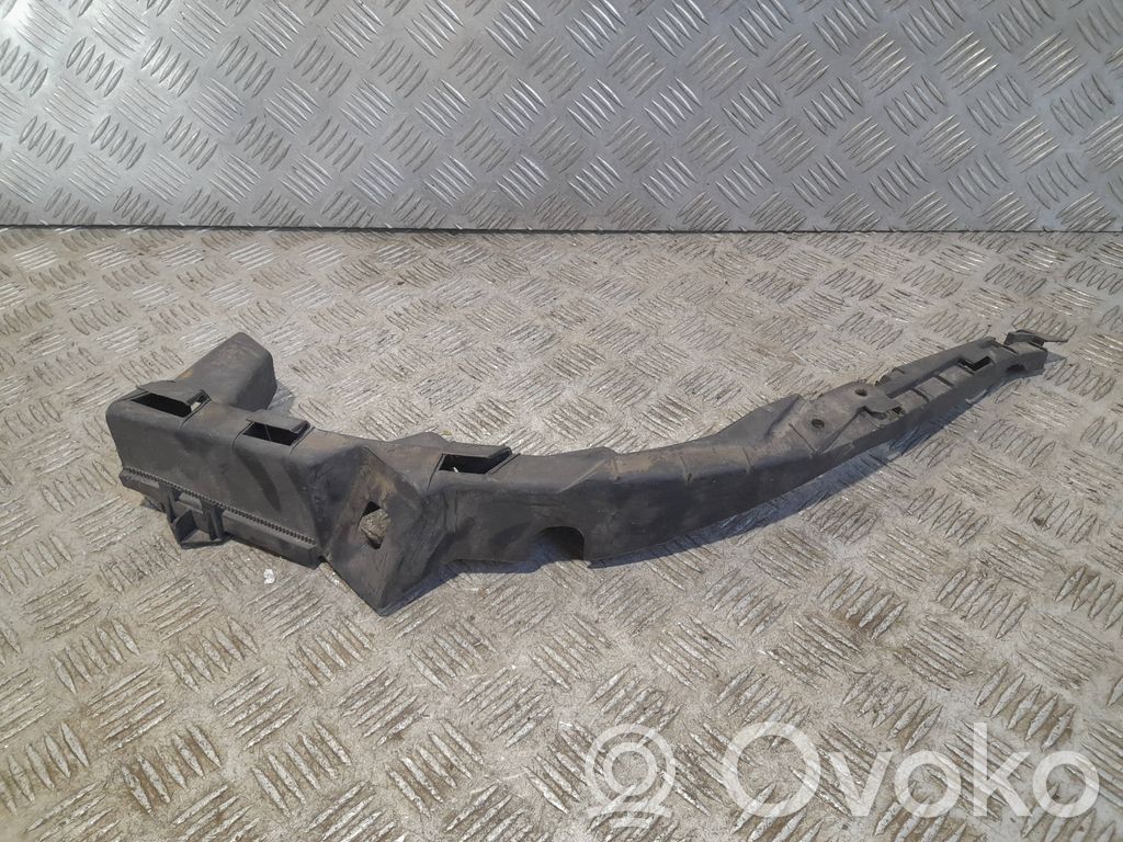 Volkswagen PASSAT B5 Front bumper mounting bracket 