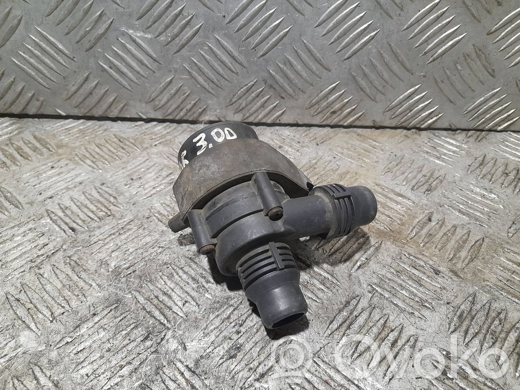 BMW 7 E65 E66 Bomba auxiliar eléctrica de agua/refrigerador 