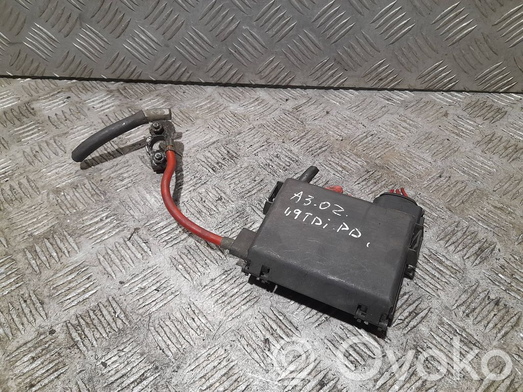 Audi A3 S3 8L Positive wiring loom 