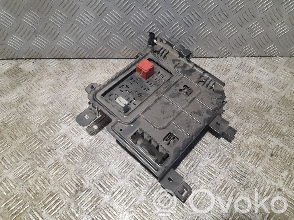 Saab 9-3 Ver2 Fuse module 