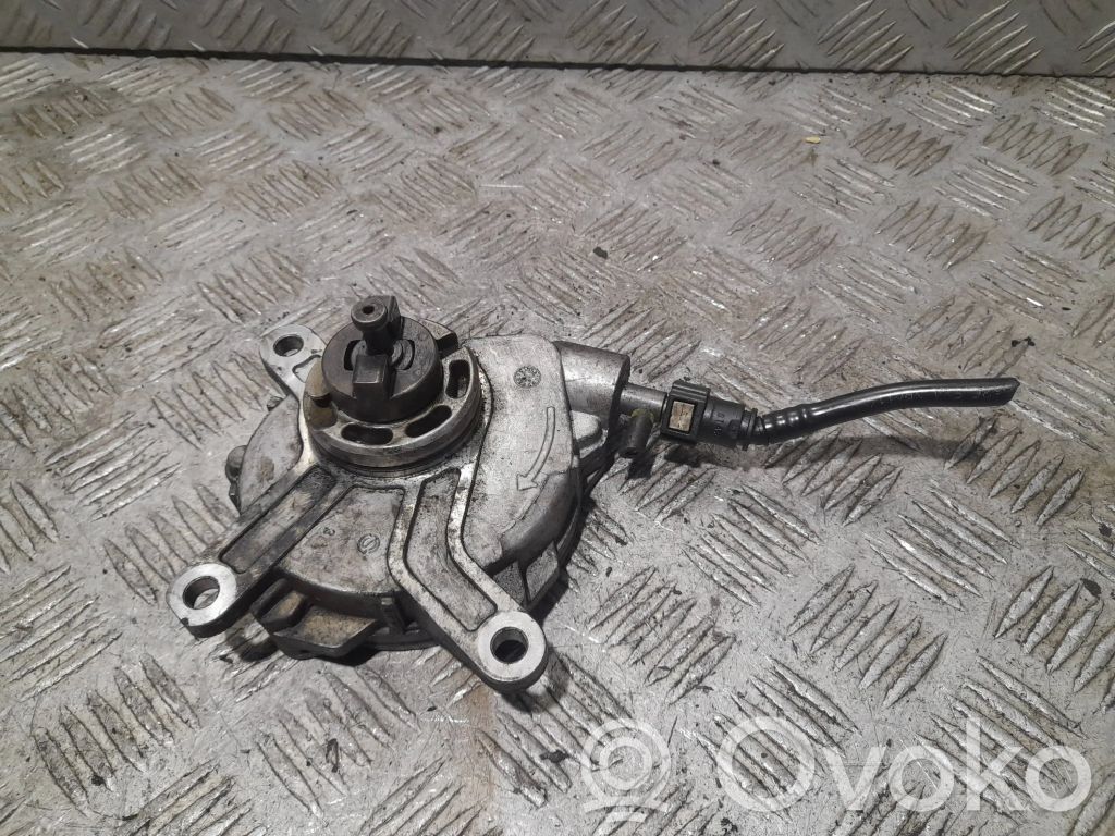 Toyota Avensis T250 Siurblys vakuumo 