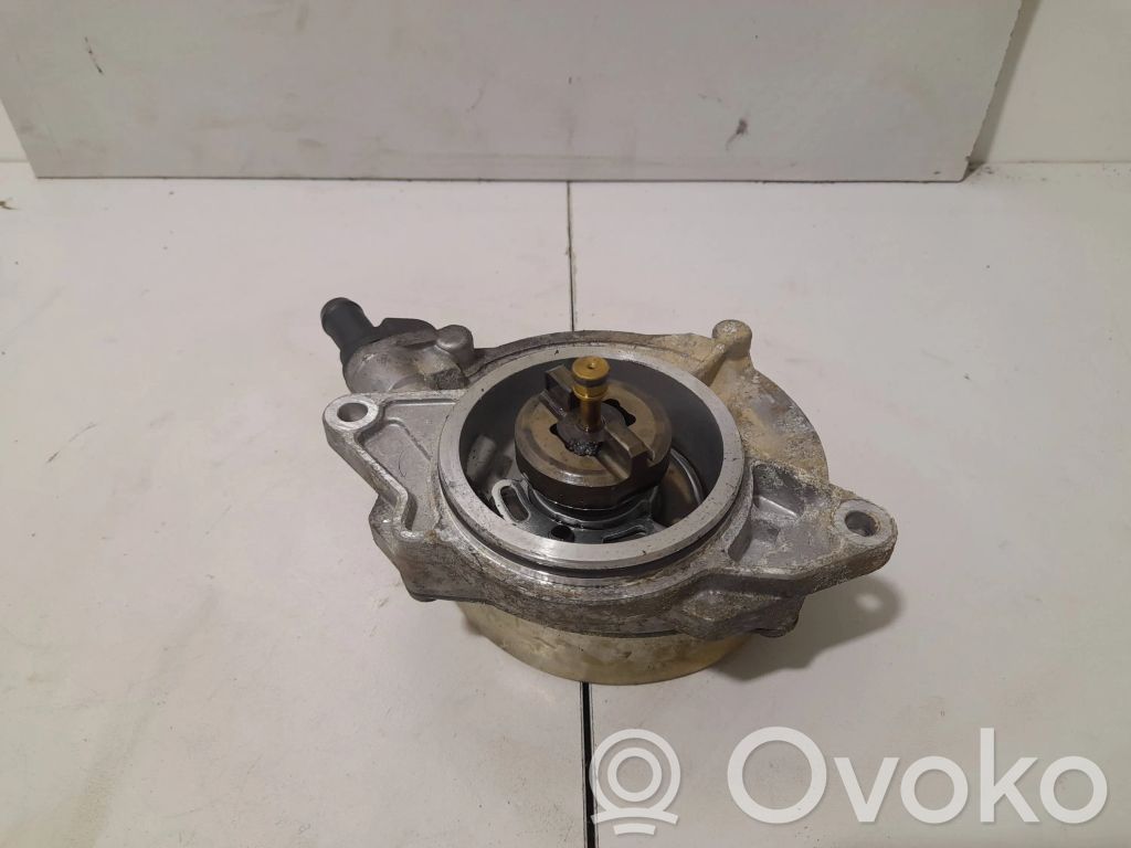 Audi A6 S6 C6 4F Vakuumo pompa 