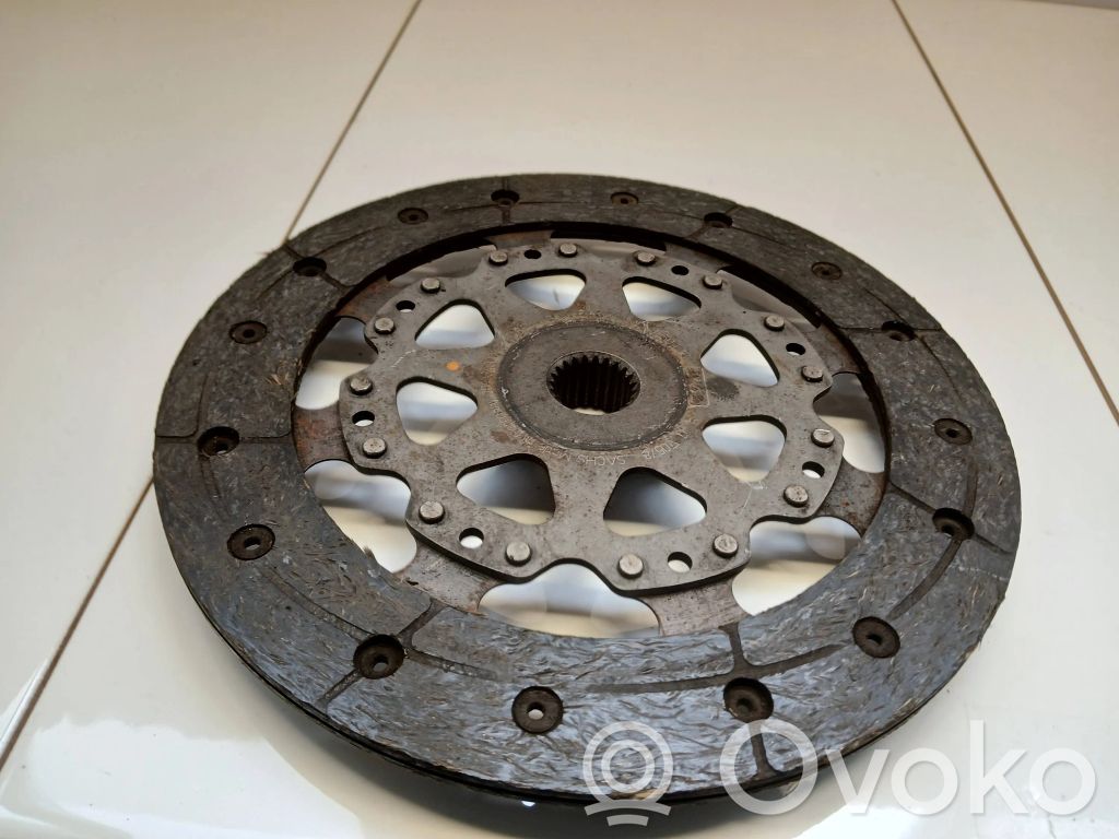 Ford Focus Sankabos diskas 