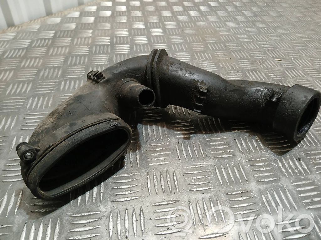 BMW X5 E70 Ansaugrohr Ansaugschlauch Turbolader 