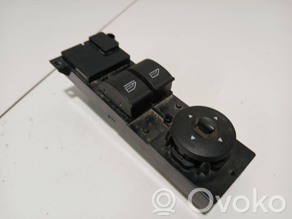 Ford Focus Electric window control switch 