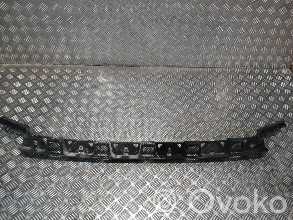 Audi A2 Задний держатель бампера 