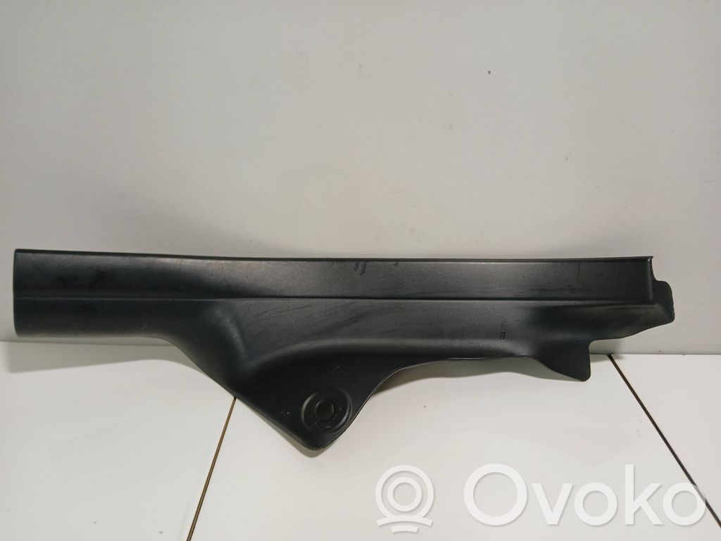 BMW 1 E81 E87 Galinio slenksčio apdaila (vidinė) 