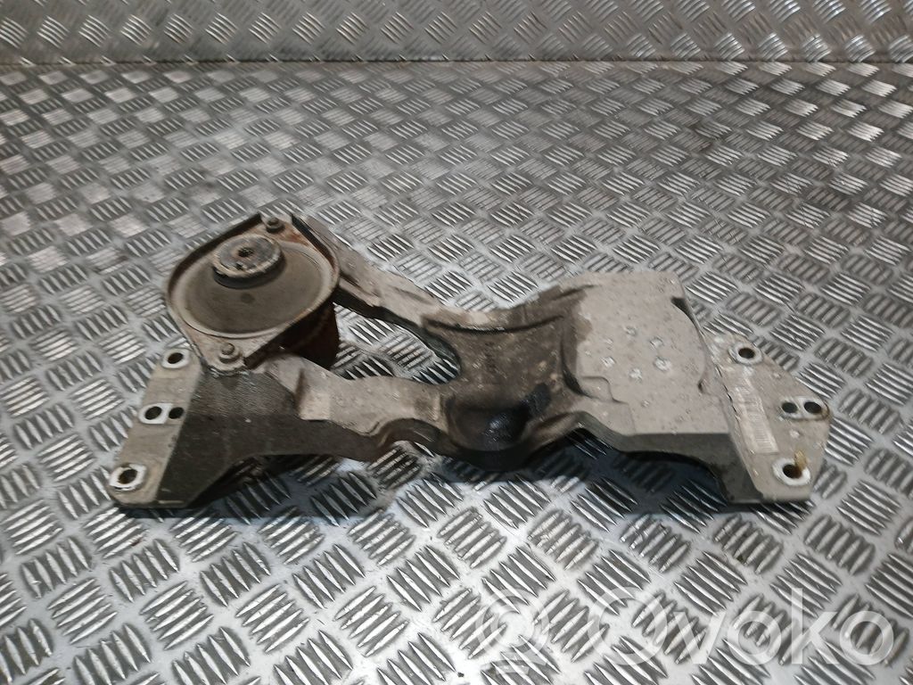 Volkswagen Phaeton Łapa / Mocowanie skrzyni biegów 