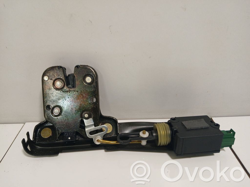 Audi TT Mk1 Tailgate/trunk/boot lock/catch/latch 