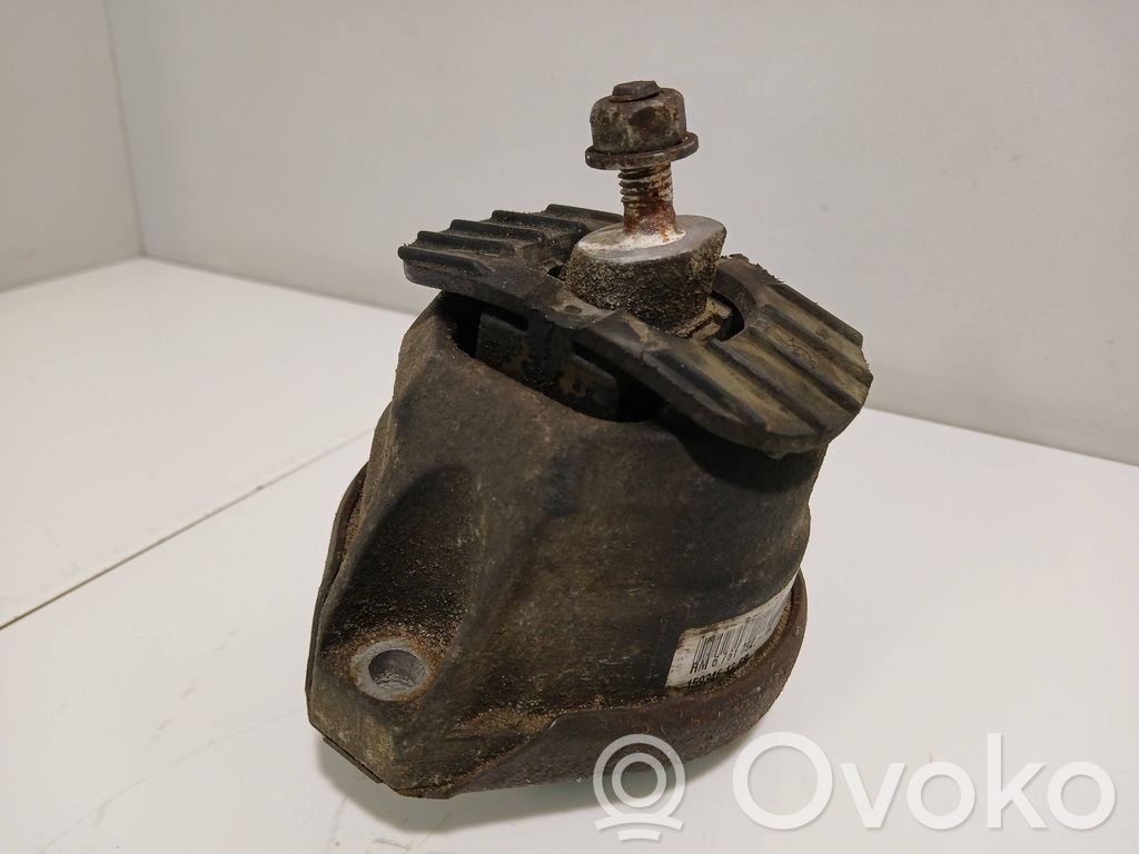 BMW 5 E60 E61 Engine mount bracket 