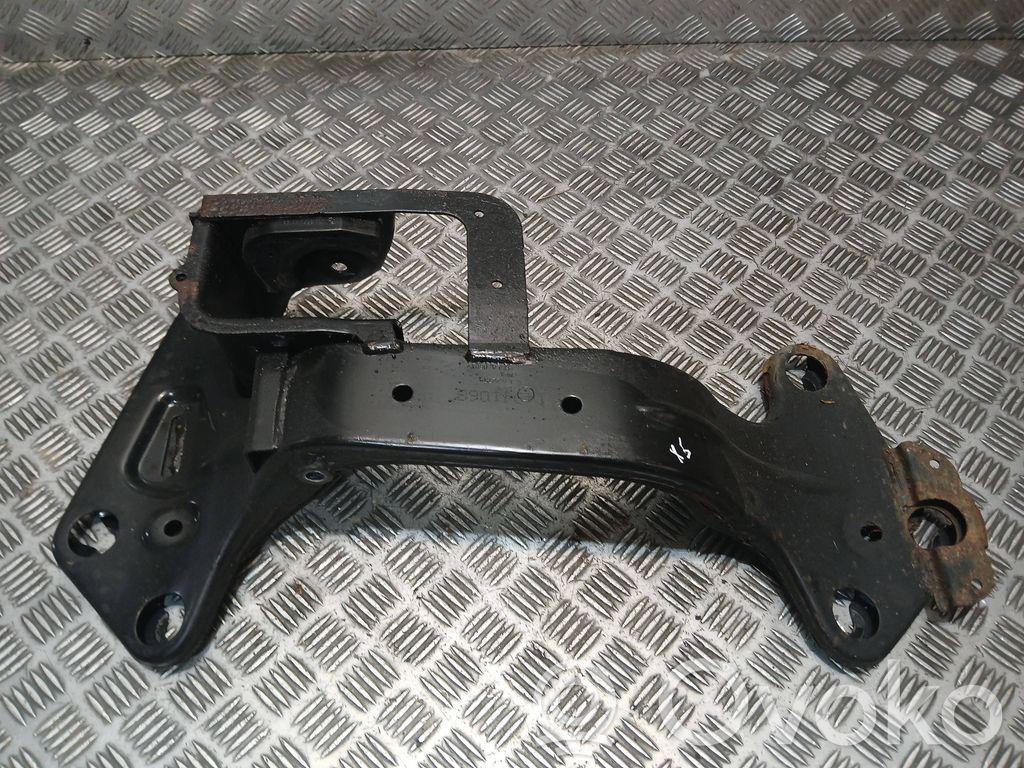BMW X5 E53 Gearbox mounting bracket 