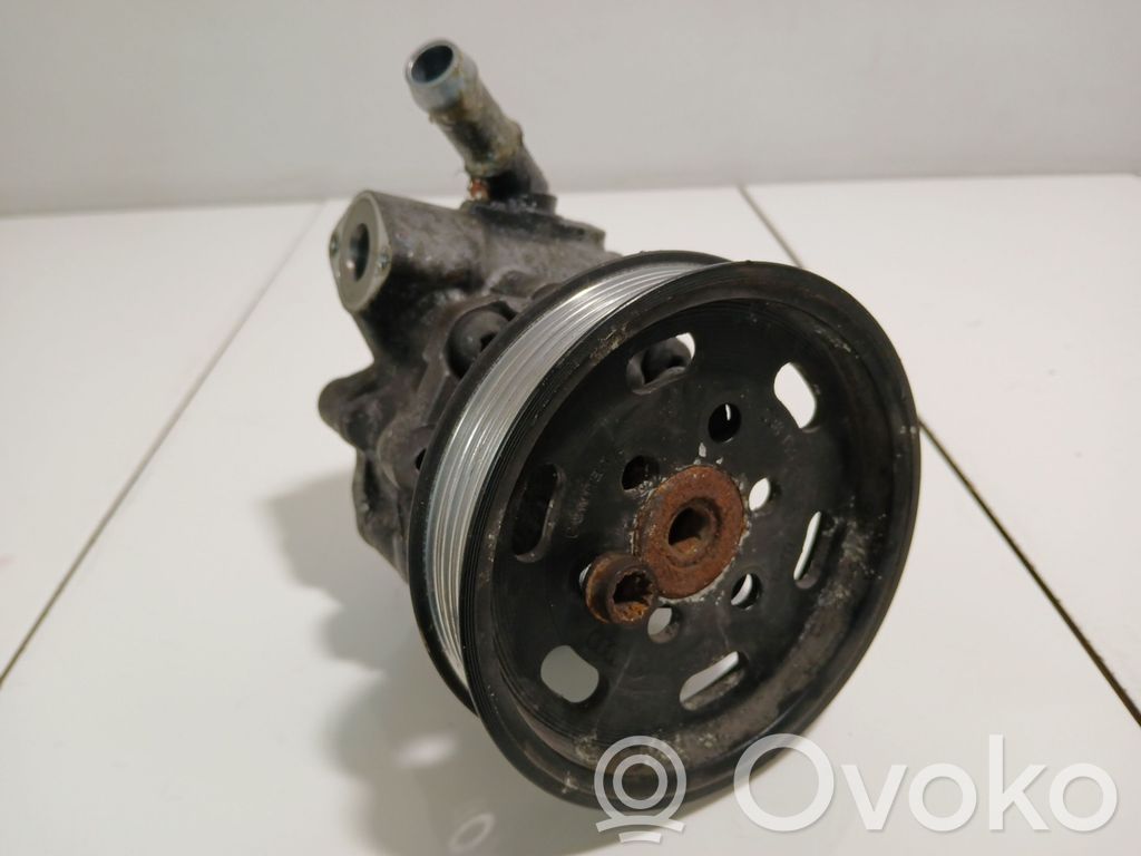 Audi A4 S4 B8 8K Power steering pump 