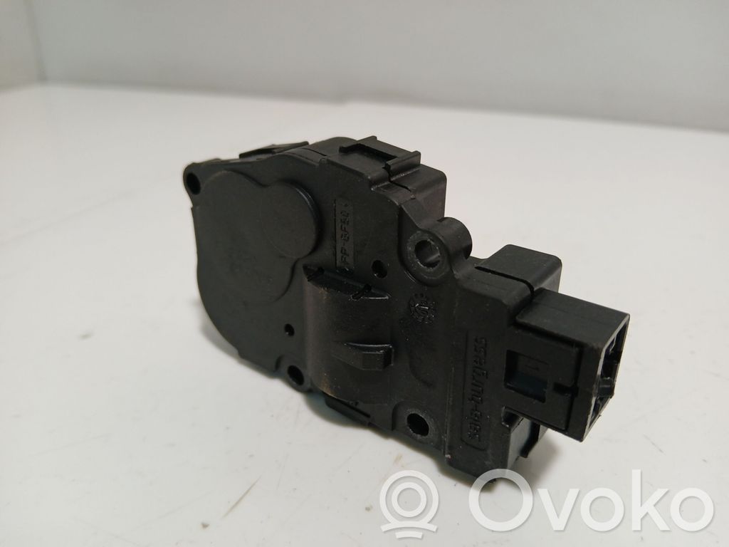 Audi A5 8T 8F Stellmotor Heizung Klima 