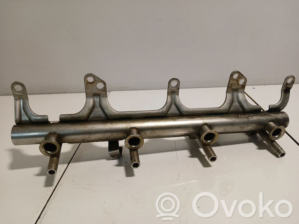 Audi A5 8T 8F Rampă alimentare injectoare 