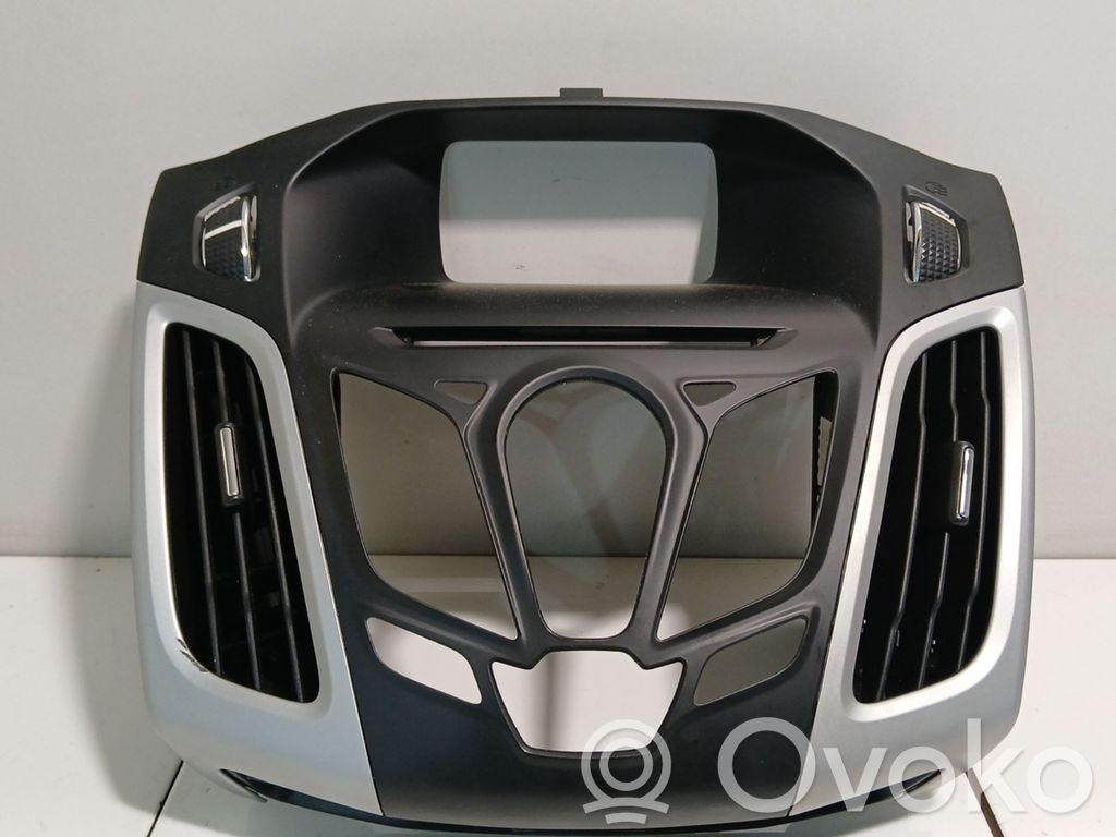 Ford Focus Centrālais gaisa ventilācijas režģis 