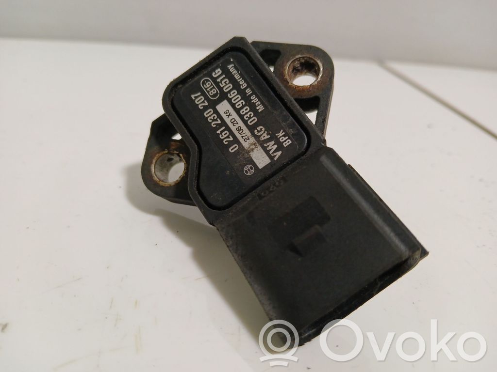 Audi A5 8T 8F Sensor de la presión del aire 