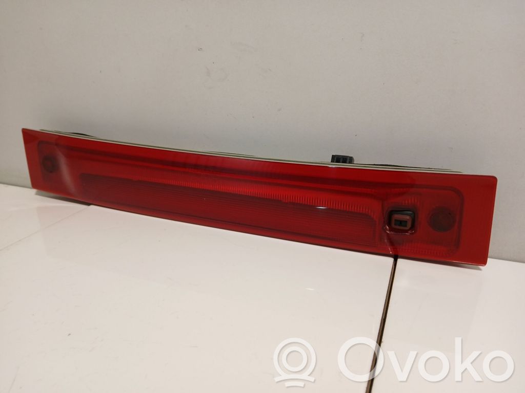 Volvo XC90 Third/center stoplight 